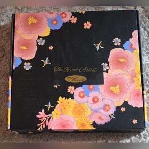 Marco Almond Knife Set Artistic Designed Pattern